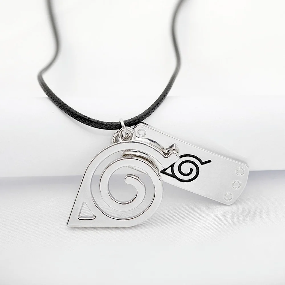 Collier Konoha Naruto porté