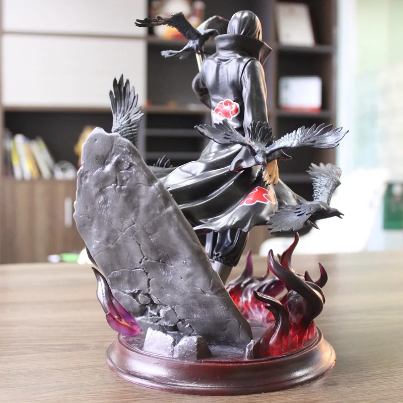 Détails de la Figurine Itachi Uchiwa