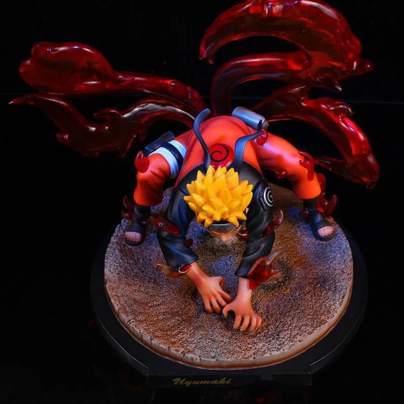 Vue rapprochée de la Figurine Naruto Uzumaki à quatre queues