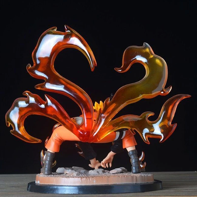 Vue de dos de la Figurine Naruto Uzumaki à quatre queues