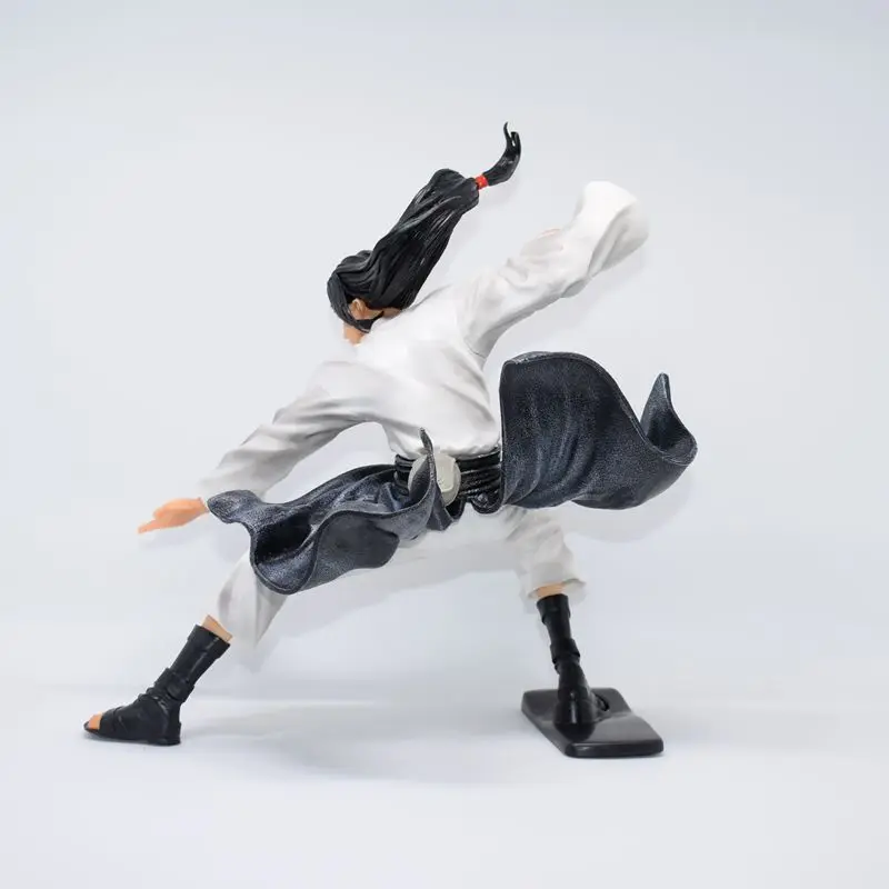 Statuette Naruto Neji Hyuga avec accessoires