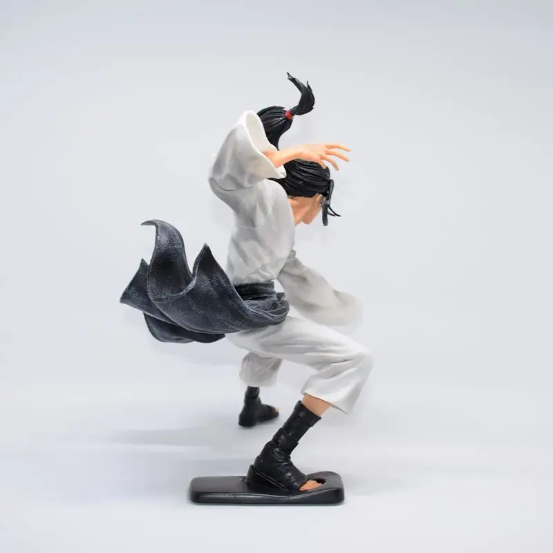 Figurine Naruto Neji Hyuga de face
